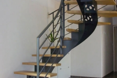 Escalier intérieur quart tournant