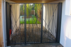 portail-grillle-gris-2