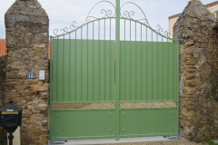 portail-plein-vert-barreaux-1
